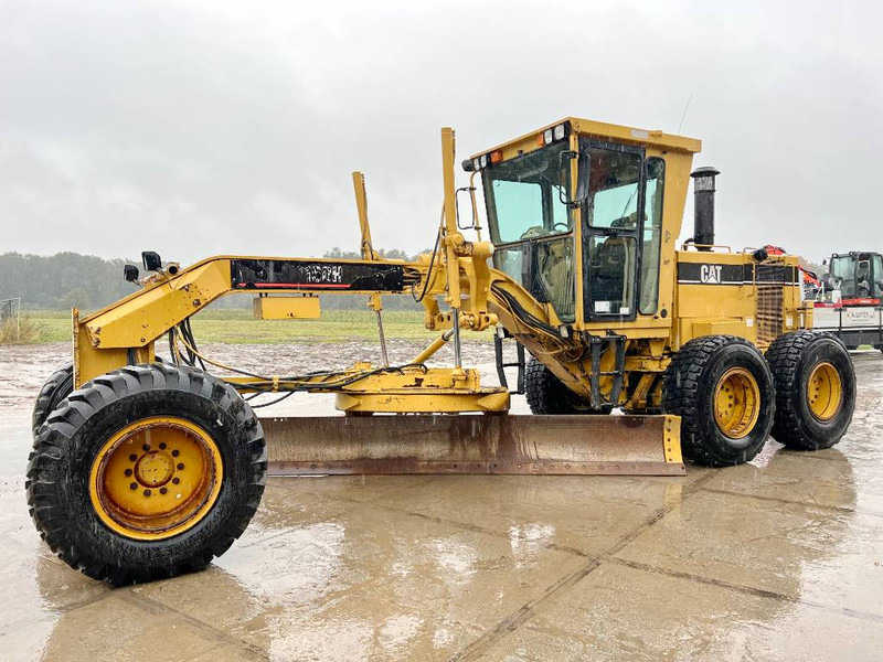 Niveleuse Cat 160H - Good Working Condition