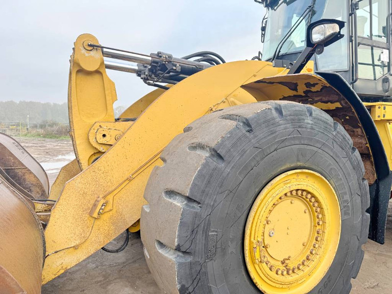 Chargeuse sur pneus Cat 982M - Weighing System / Central Greasing: photos 16