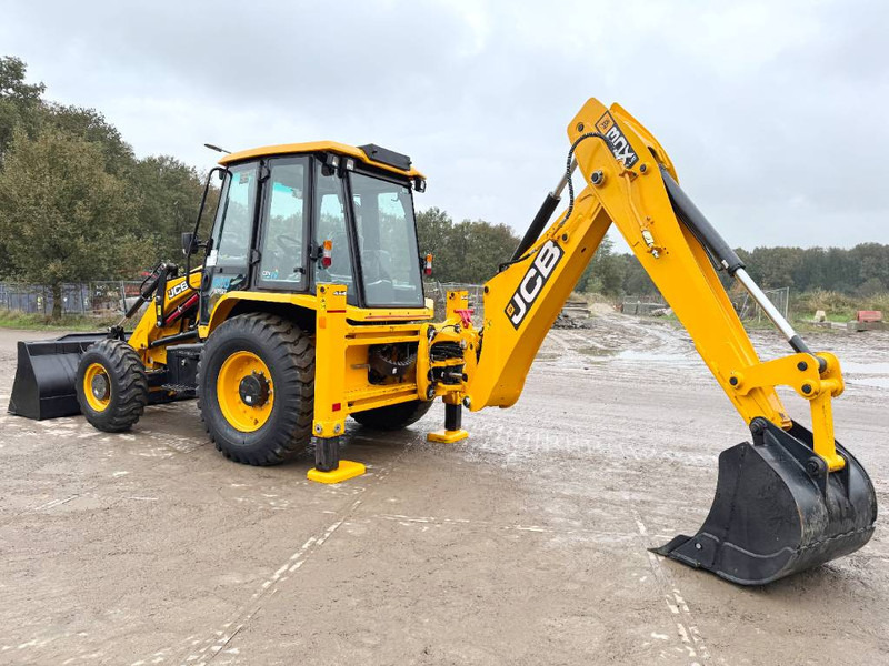 JCB 3DX / 3CX Plus 4WD - New / Unused / Hammer Lines - Tractopelle: photos 2 JCB 3DX / 3CX Plus 4WD - New / Unused / Hammer Lines - Tractopelle: photos 2