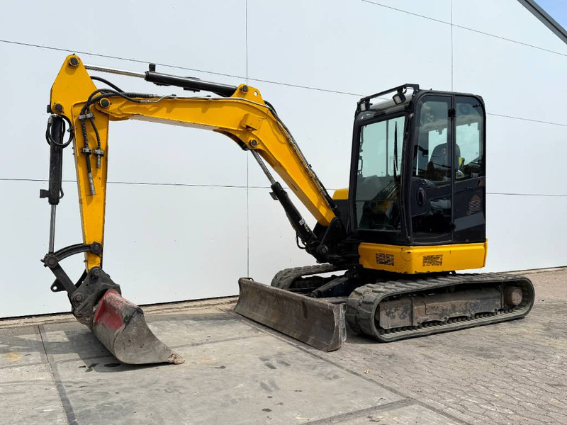 JCB 48Z-1 - Hammer Lines / Quick Coupler - Mini pelle: photos 2 JCB 48Z-1 - Hammer Lines / Quick Coupler - Mini pelle: photos 2