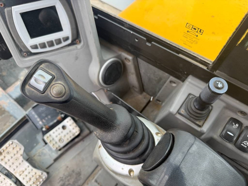 Mini pelle JCB 86C-1 - Hammer Lines / Quick Coupler: photos 10