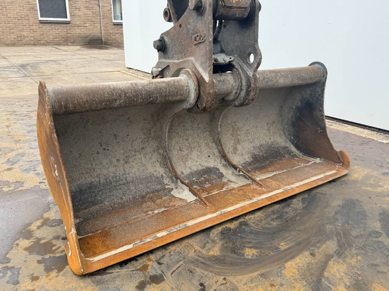 Mini pelle JCB 86C-1 - Hammer Lines / Quick Coupler: photos 18