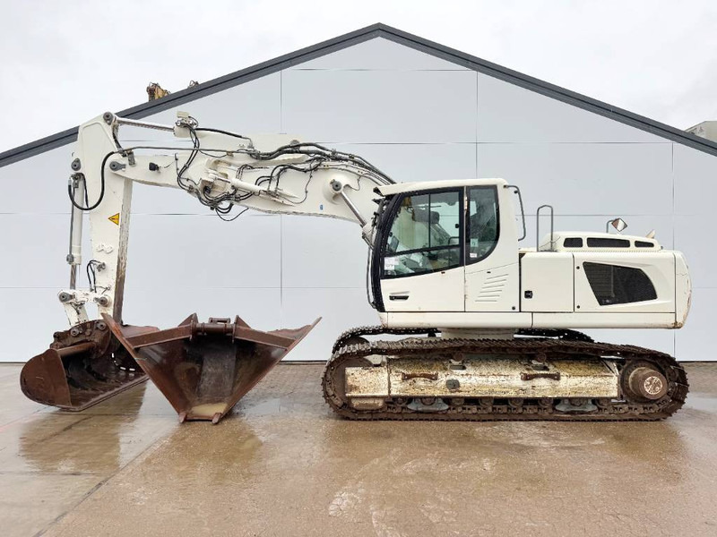 Liebherr R906LC - 2 Buckets Included / Quick Coupler - Pelle sur chenille: photos 1 Liebherr R906LC - 2 Buckets Included / Quick Coupler - Pelle sur chenille: photos 1