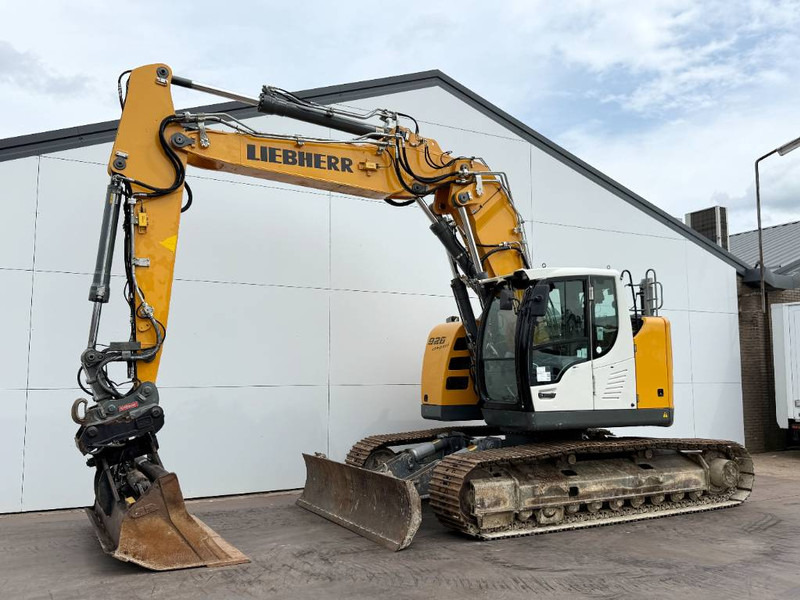 Liebherr R926LC Compact - Oilquick / TRIMPLE GPS Prepaired - Pelle sur chenille: photos 2 Liebherr R926LC Compact - Oilquick / TRIMPLE GPS Prepaired - Pelle sur chenille: photos 2
