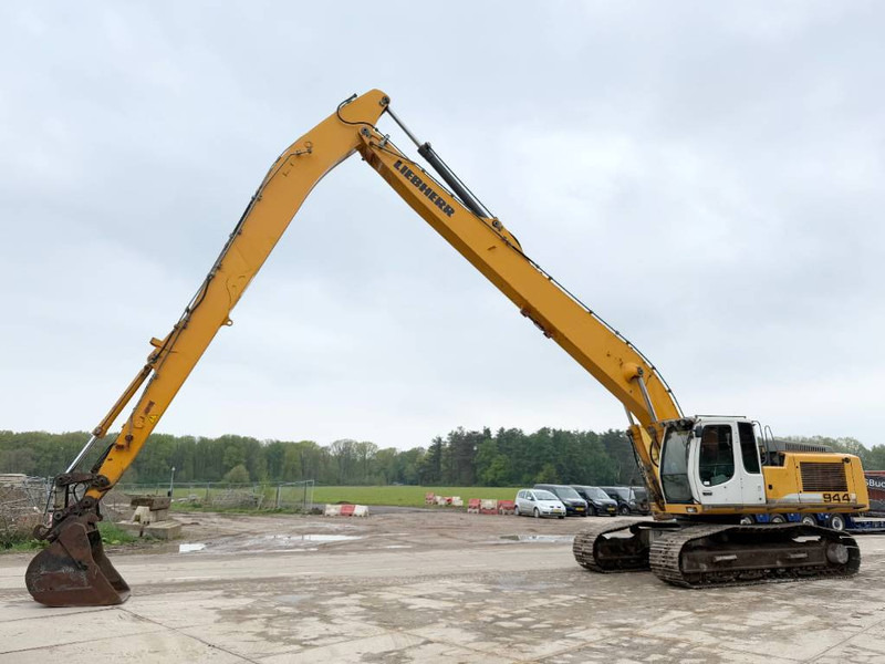 Liebherr R944C - 19m Long Reach / EXTRA ARM INCLUDED - Pelle sur chenille: photos 1 Liebherr R944C - 19m Long Reach / EXTRA ARM INCLUDED - Pelle sur chenille: photos 1