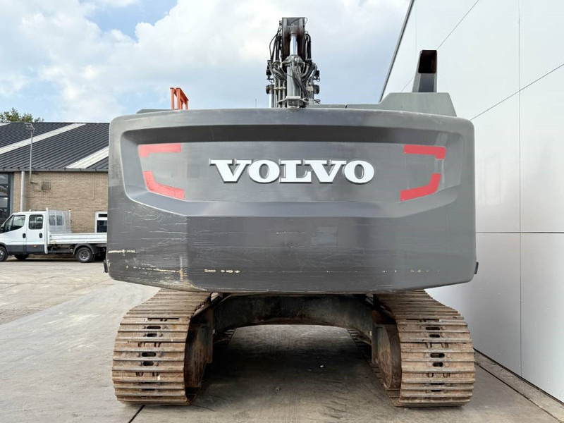 Volvo EC300ENL - Oilquick / Triple Boom / Tilting Bucket - Pelle sur chenille: photos 4 Volvo EC300ENL - Oilquick / Triple Boom / Tilting Bucket - Pelle sur chenille: photos 4