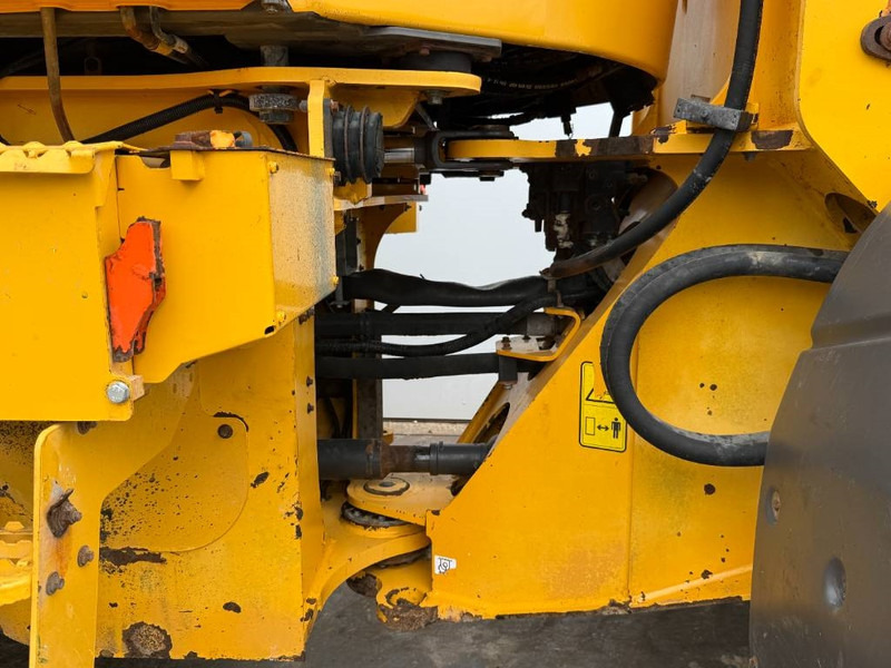 Chargeuse sur pneus Volvo L120H - 3rd Function / Quick Coupler: photos 19