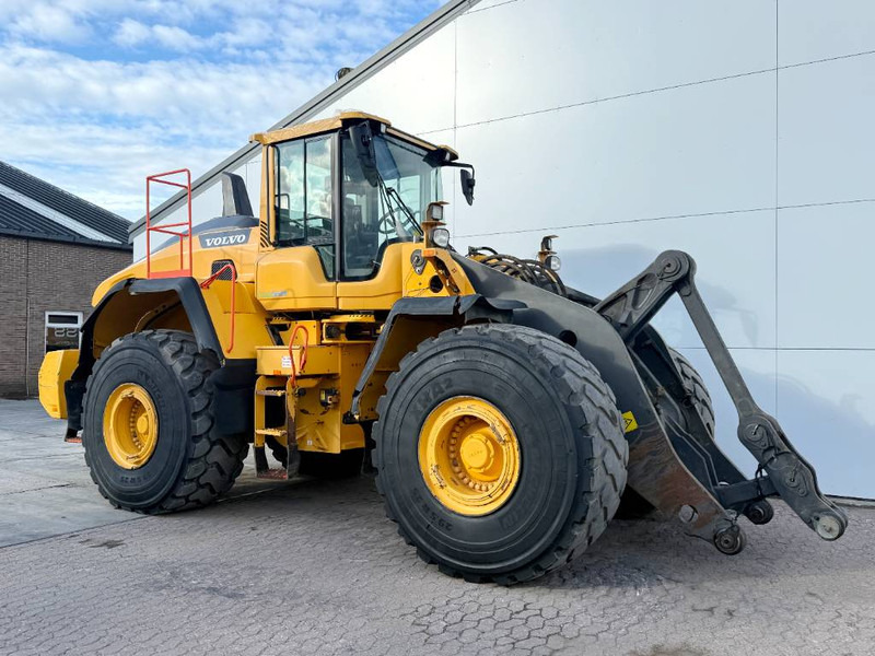 Chargeuse sur pneus Volvo L220H - German Machine / 3rd Function: photos 7