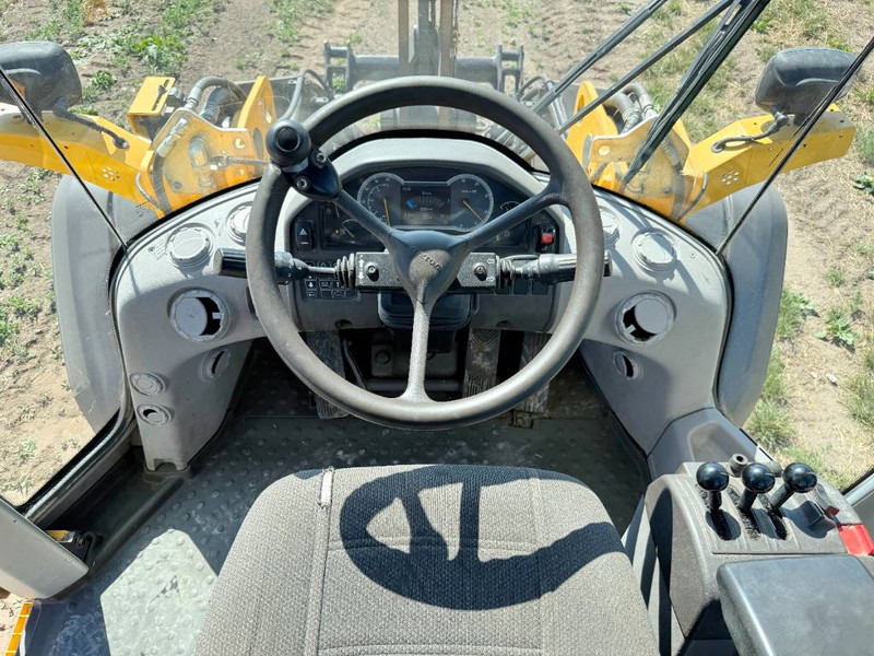 Chargeuse sur pneus Volvo L60H - 3rd Function / Automatic Greasing: photos 9