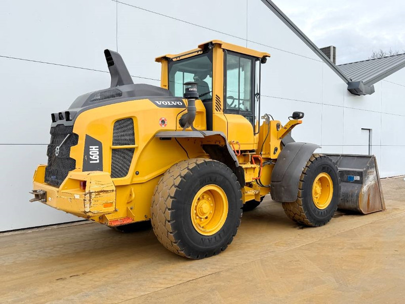 Volvo L60H - Backup Camera / Quick Coupler - Chargeuse sur pneus: photos 5 Volvo L60H - Backup Camera / Quick Coupler - Chargeuse sur pneus: photos 5