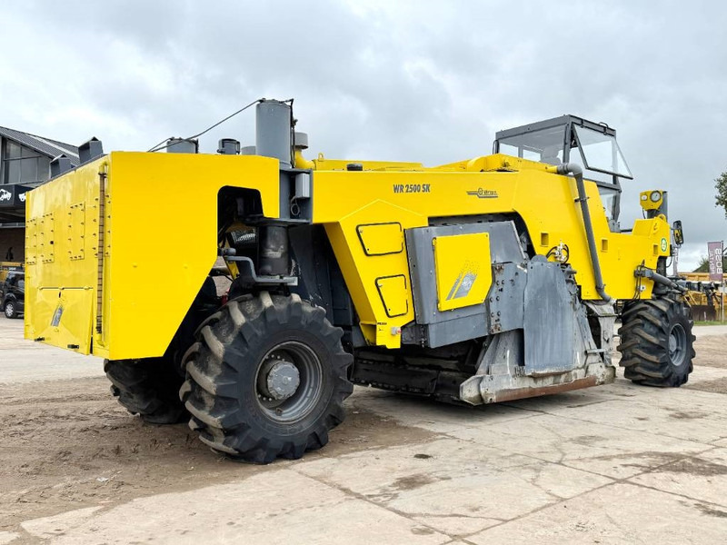 Wirtgen WR2500SK - Dutch Machine / Extra Miller and Tires - Travaux routiers: photos 5 Wirtgen WR2500SK - Dutch Machine / Extra Miller and Tires - Travaux routiers: photos 5