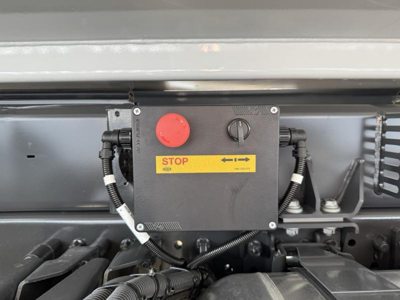 Camion benne neuf Mercedes 4145K: photos 10