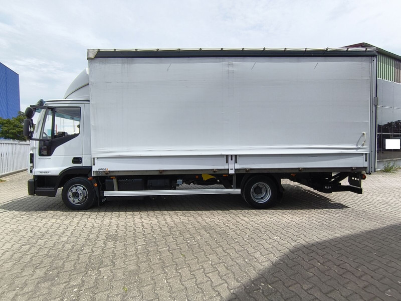 Iveco Eurocargo 75-210 Plane 3-Sitzer 4x2 Euro 6 LBW (20) - Camion à rideaux coulissants: photos 5 Iveco Eurocargo 75-210 Plane 3-Sitzer 4x2 Euro 6 LBW (20) - Camion à rideaux coulissants: photos 5