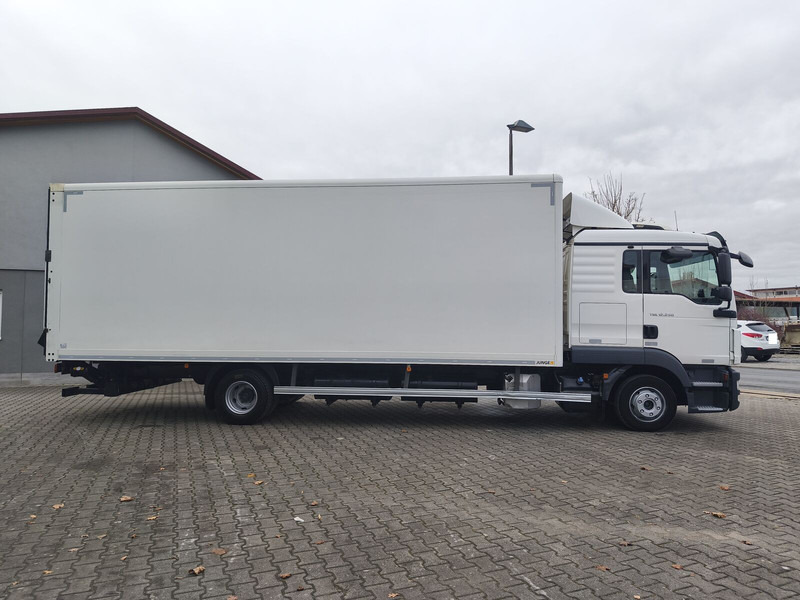 MAN TGL 12.250 Koffer Euro 6 4x2 LBW AHK (33) - Camion fourgon: photos 4 MAN TGL 12.250 Koffer Euro 6 4x2 LBW AHK (33) - Camion fourgon: photos 4