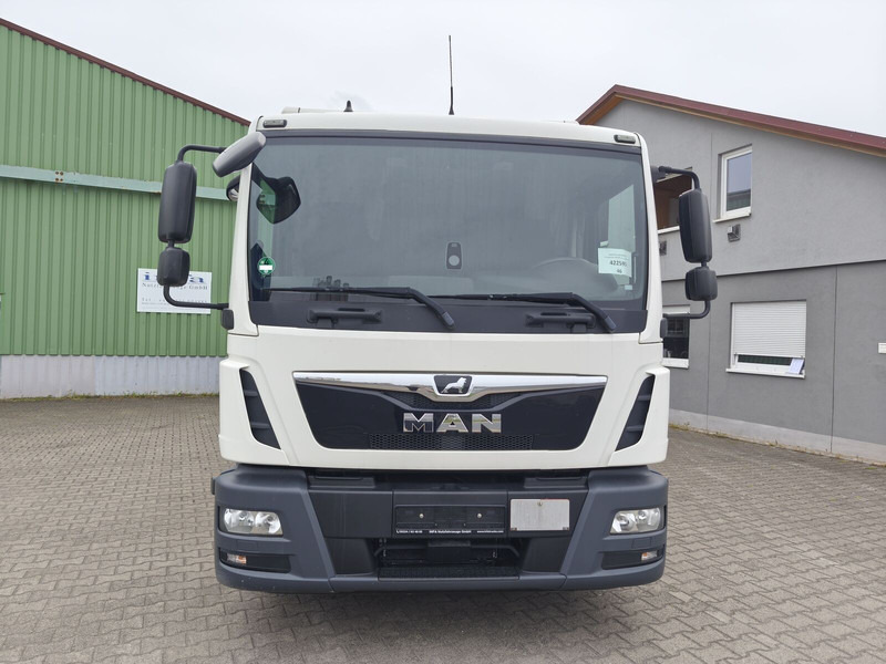 MAN TGL 8.190 Koffer gFH Euro 6 4x2 AHK LBW (46) - Camion fourgon: photos 3 MAN TGL 8.190 Koffer gFH Euro 6 4x2 AHK LBW (46) - Camion fourgon: photos 3