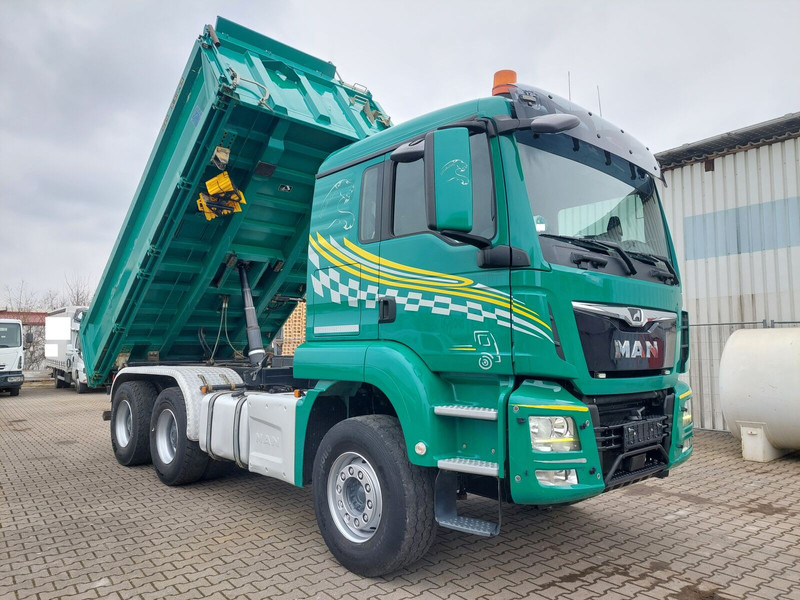 MAN TGS 26.460 - Camion benne: photos 3 MAN TGS 26.460 - Camion benne: photos 3