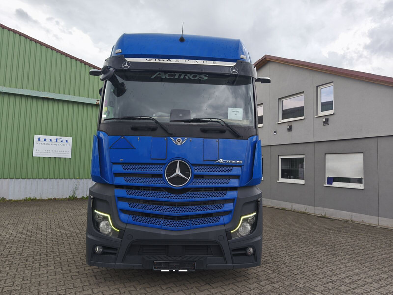 Mercedes-Benz Actros 2545 BDF - Châssis cabine: photos 3 Mercedes-Benz Actros 2545 BDF - Châssis cabine: photos 3