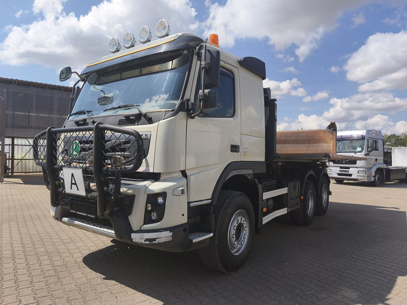 Volvo FMX 460 Meiller Dreiseitenkipper Bordmatik EEV 6x4 AHK (1) - Camion benne: photos 1 Volvo FMX 460 Meiller Dreiseitenkipper Bordmatik EEV 6x4 AHK (1) - Camion benne: photos 1