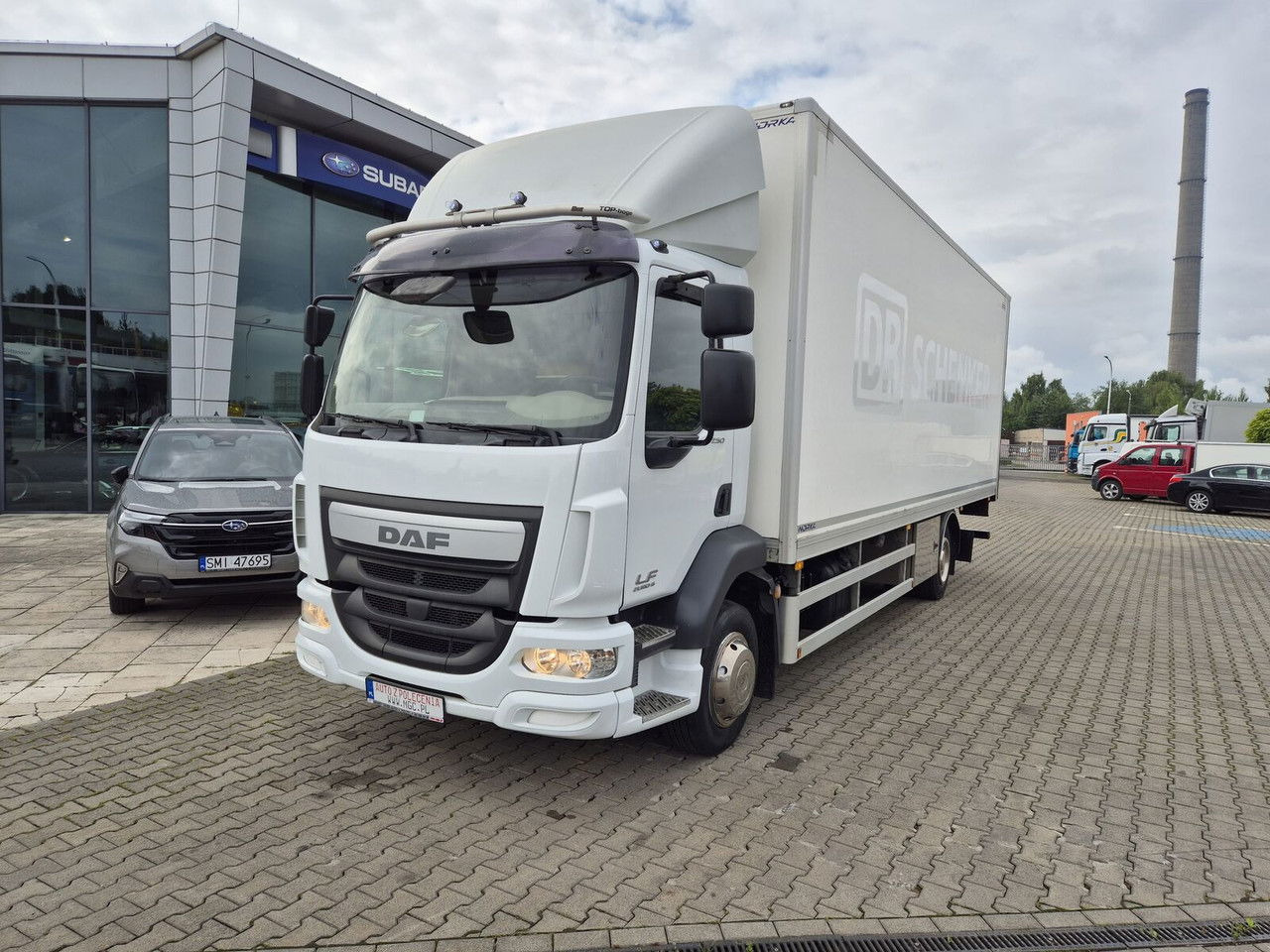 DAF LF 250 FA / Euro 6 / 18 EP / 3 Seats / 1 Owner - Camion fourgon: photos 2 DAF LF 250 FA / Euro 6 / 18 EP / 3 Seats / 1 Owner - Camion fourgon: photos 2