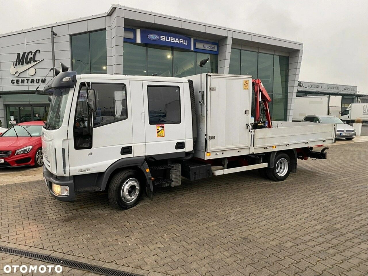 Iveco Eurocargo ML80E17 / HDS HMF / 1 Owner / Doka Iveco Eurocargo ML80E17 / HDS HMF / 1 Owner / Doka - Camion plateau, Camion grue: photos 2 Iveco Eurocargo ML80E17 / HDS HMF / 1 Owner / Doka Iveco Eurocargo ML80E17 / HDS HMF / 1 Owner / Doka - Camion plateau, Camion grue: photos 2