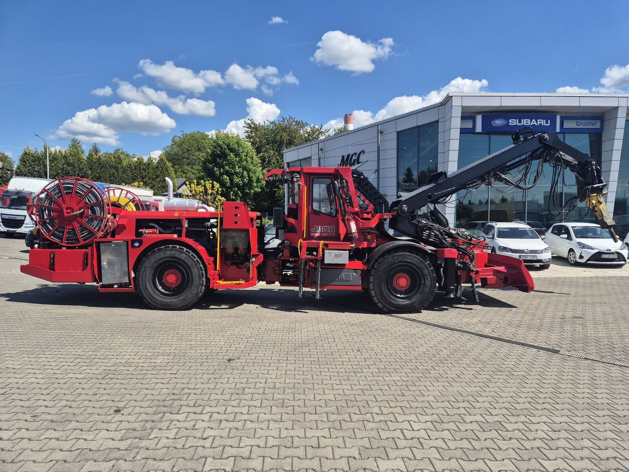 JAMA SBU8000 / Scaler / Epiroc Hammer Jama SBU8000 / Scaler / Epiroc Hammer - Machine d'exploitation minière: photos 3 JAMA SBU8000 / Scaler / Epiroc Hammer Jama SBU8000 / Scaler / Epiroc Hammer - Machine d'exploitation minière: photos 3