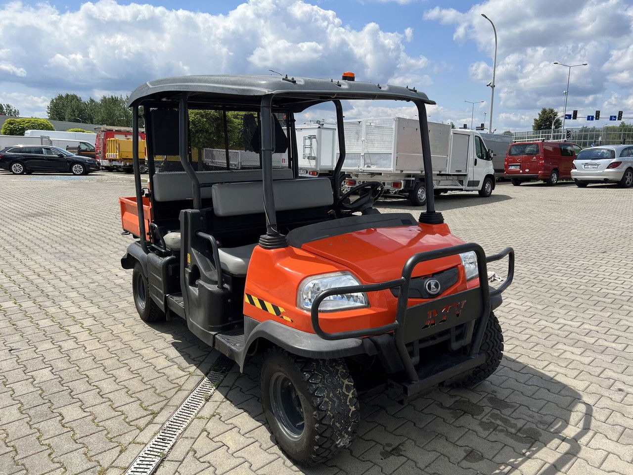 Kubota RTV 1140 / Double cabin + tipper/ 4X4 / Chepper P RTV 1140 / Double cabin + tipper/ 4X4 / Chepper Price - Quadricycle: photos 2 Kubota RTV 1140 / Double cabin + tipper/ 4X4 / Chepper P RTV 1140 / Double cabin + tipper/ 4X4 / Chepper Price - Quadricycle: photos 2