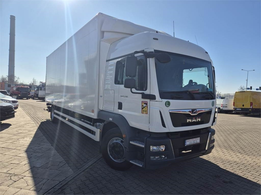 MAN TGM 15.290 / HIGH CONTAINER / SERVICED! / 1 OWNER - Camion fourgon: photos 4 MAN TGM 15.290 / HIGH CONTAINER / SERVICED! / 1 OWNER - Camion fourgon: photos 4