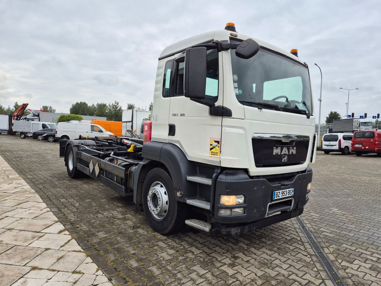 MAN TGS 18.320 Multilift - Camion porte-conteneur/ Caisse mobile: photos 4 MAN TGS 18.320 Multilift - Camion porte-conteneur/ Caisse mobile: photos 4