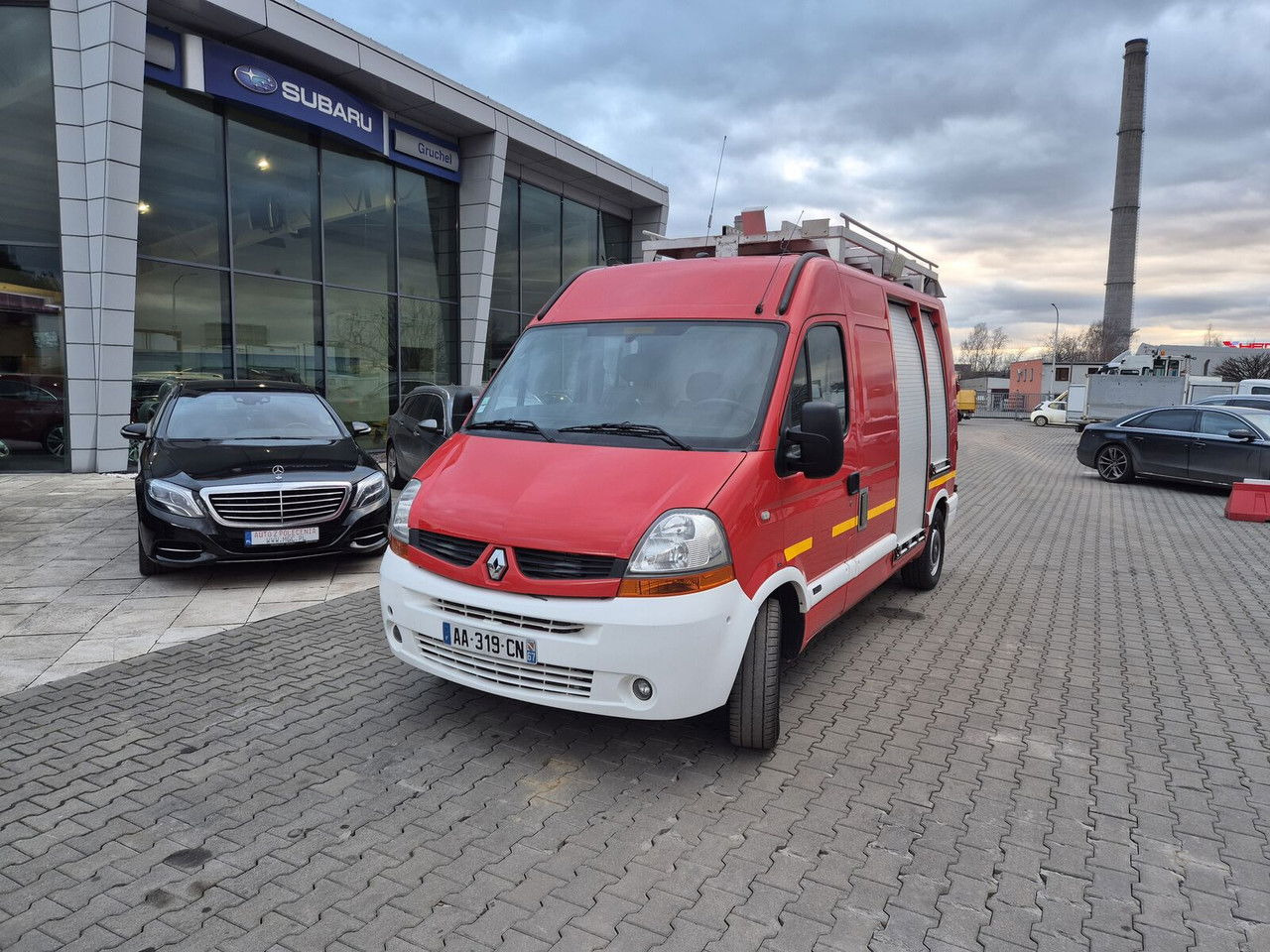 Renault Master 2.5 DCi / Only 25TKM / Like NEW / WE Have 3 THE Same - Camion de pompier: photos 3 Renault Master 2.5 DCi / Only 25TKM / Like NEW / WE Have 3 THE Same - Camion de pompier: photos 3