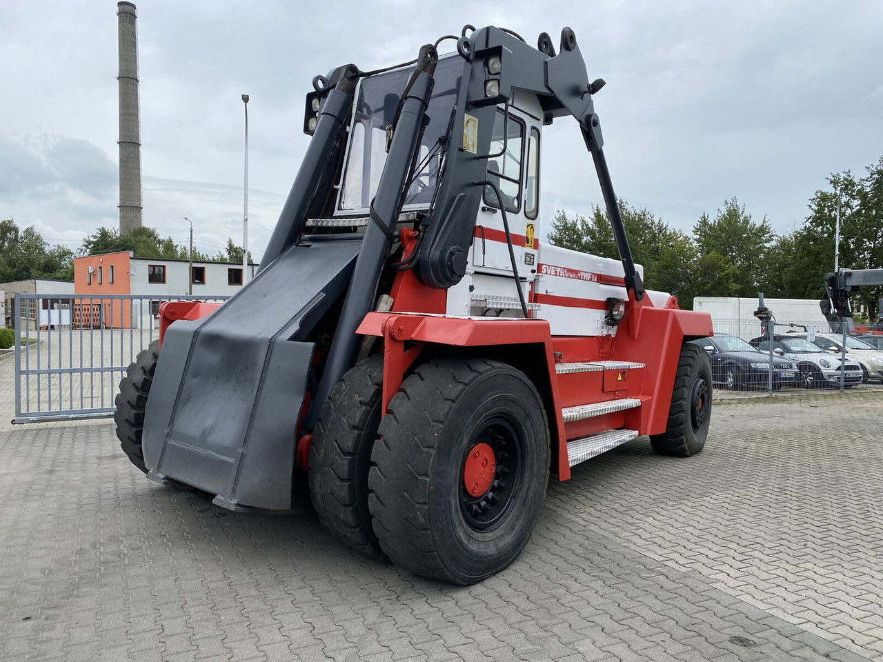 SVETRUCK TMF 12/9 HB / 1 Owner / Elme Spreader / Wood LOG A RM - Reach stacker: photos 4 SVETRUCK TMF 12/9 HB / 1 Owner / Elme Spreader / Wood LOG A RM - Reach stacker: photos 4