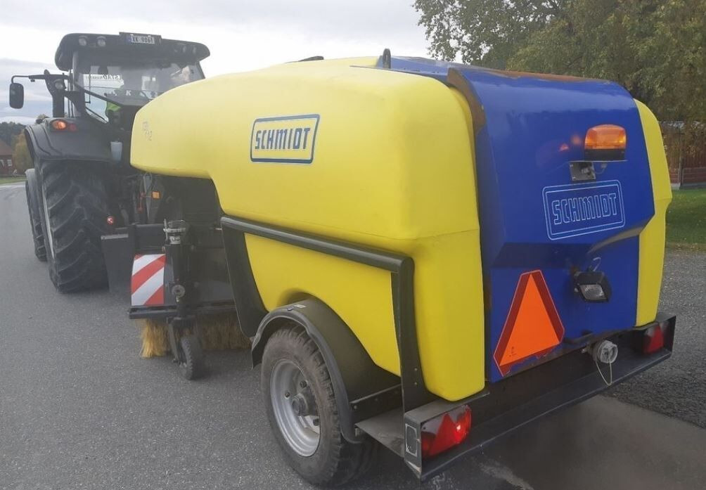 Schmidt TSS 122, Like NEW, Only 203 hours, up to 40KM/h - Transport all - Balayeuse industrielle: photos 5 Schmidt TSS 122, Like NEW, Only 203 hours, up to 40KM/h - Transport all - Balayeuse industrielle: photos 5
