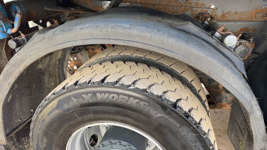 Camion benne DAF CF 85.410 6x4 tipper - retarder: photos 19