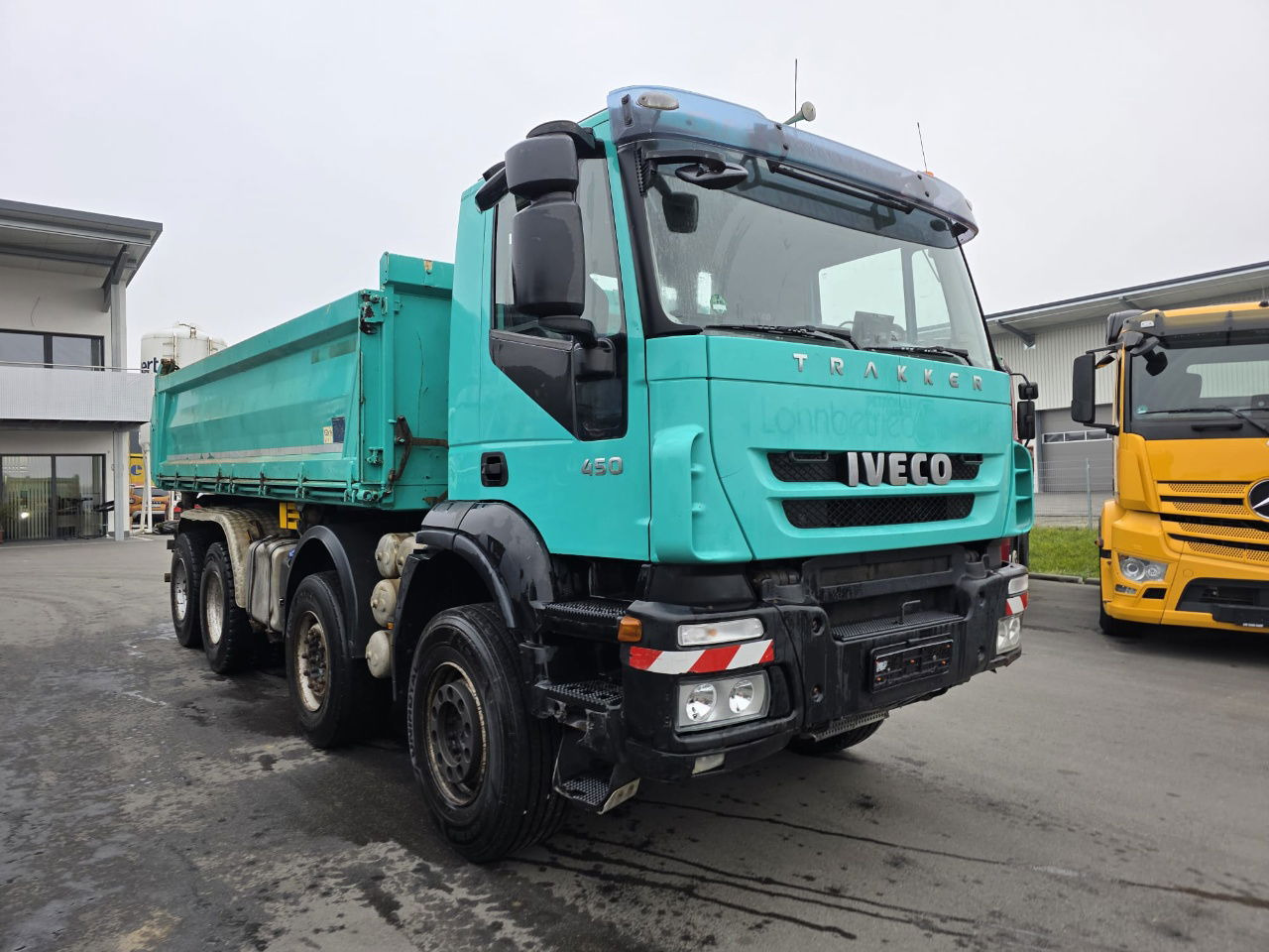 Iveco Trakker AD340T45 8x4 bordmatic tipper - retarder - Camion benne: photos 3 Iveco Trakker AD340T45 8x4 bordmatic tipper - retarder - Camion benne: photos 3