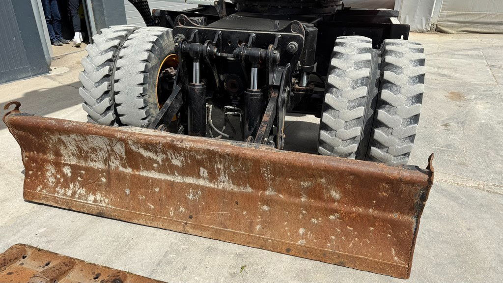 JCB JS175W - 2019 Year - 6640 Hours - Stabilizers - Pelle sur pneus: photos 5 JCB JS175W - 2019 Year - 6640 Hours - Stabilizers - Pelle sur pneus: photos 5