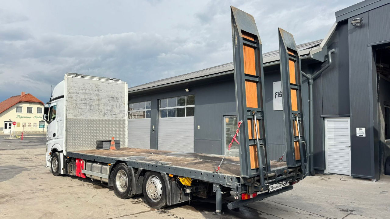 Mercedes-Benz Actros 2545 6x2 transporter - steering axle - 7.8M - Camion porte-voitures: photos 5 Mercedes-Benz Actros 2545 6x2 transporter - steering axle - 7.8M - Camion porte-voitures: photos 5