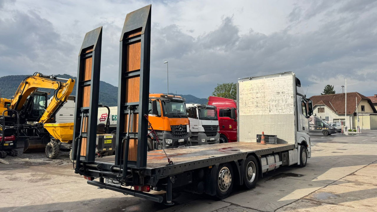 Mercedes-Benz Actros 2545 6x2 transporter - steering axle - 7.8M - Camion porte-voitures: photos 4 Mercedes-Benz Actros 2545 6x2 transporter - steering axle - 7.8M - Camion porte-voitures: photos 4