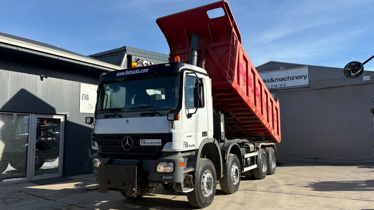 Mercedes-Benz Actros 4141 K 8x6 tipper - 19m3 - spring suspension - Camion benne: photos 5 Mercedes-Benz Actros 4141 K 8x6 tipper - 19m3 - spring suspension - Camion benne: photos 5