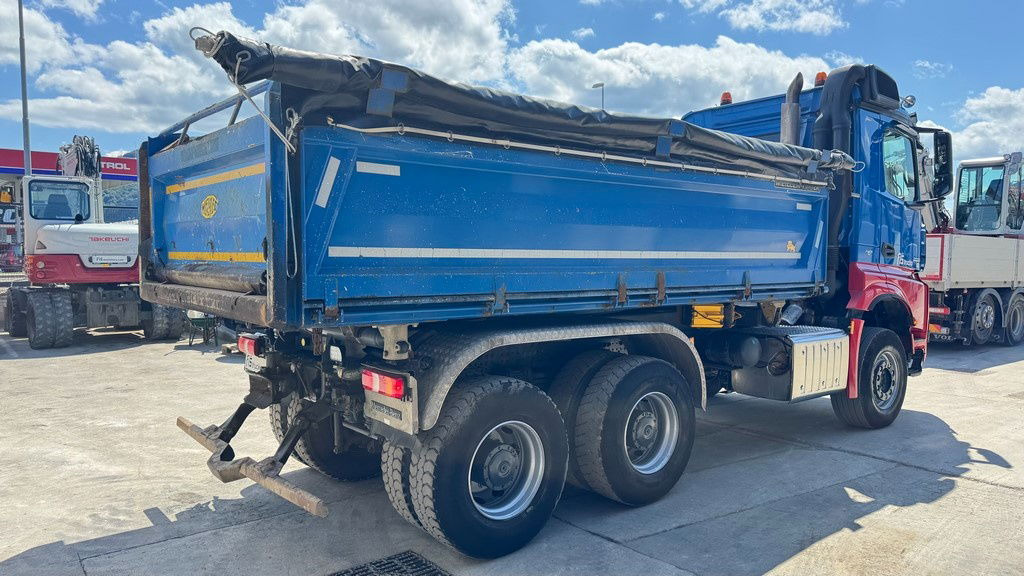 Mercedes-Benz Arocs 2658 6x4 - meiller bordmatic - retarder - Camion benne: photos 5 Mercedes-Benz Arocs 2658 6x4 - meiller bordmatic - retarder - Camion benne: photos 5