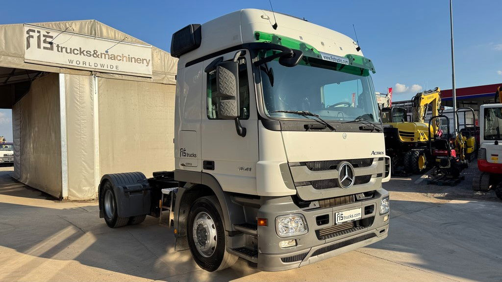 Mercedes-Benz Actros 1841 LS 4x2 tractor unit - Tracteur routier: photos 2 Mercedes-Benz Actros 1841 LS 4x2 tractor unit - Tracteur routier: photos 2