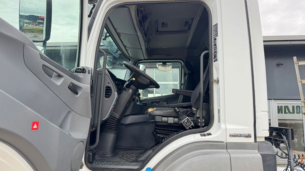 Tracteur routier Mercedes-Benz Axor 1836 4x2 tipper hydraulics: photos 17