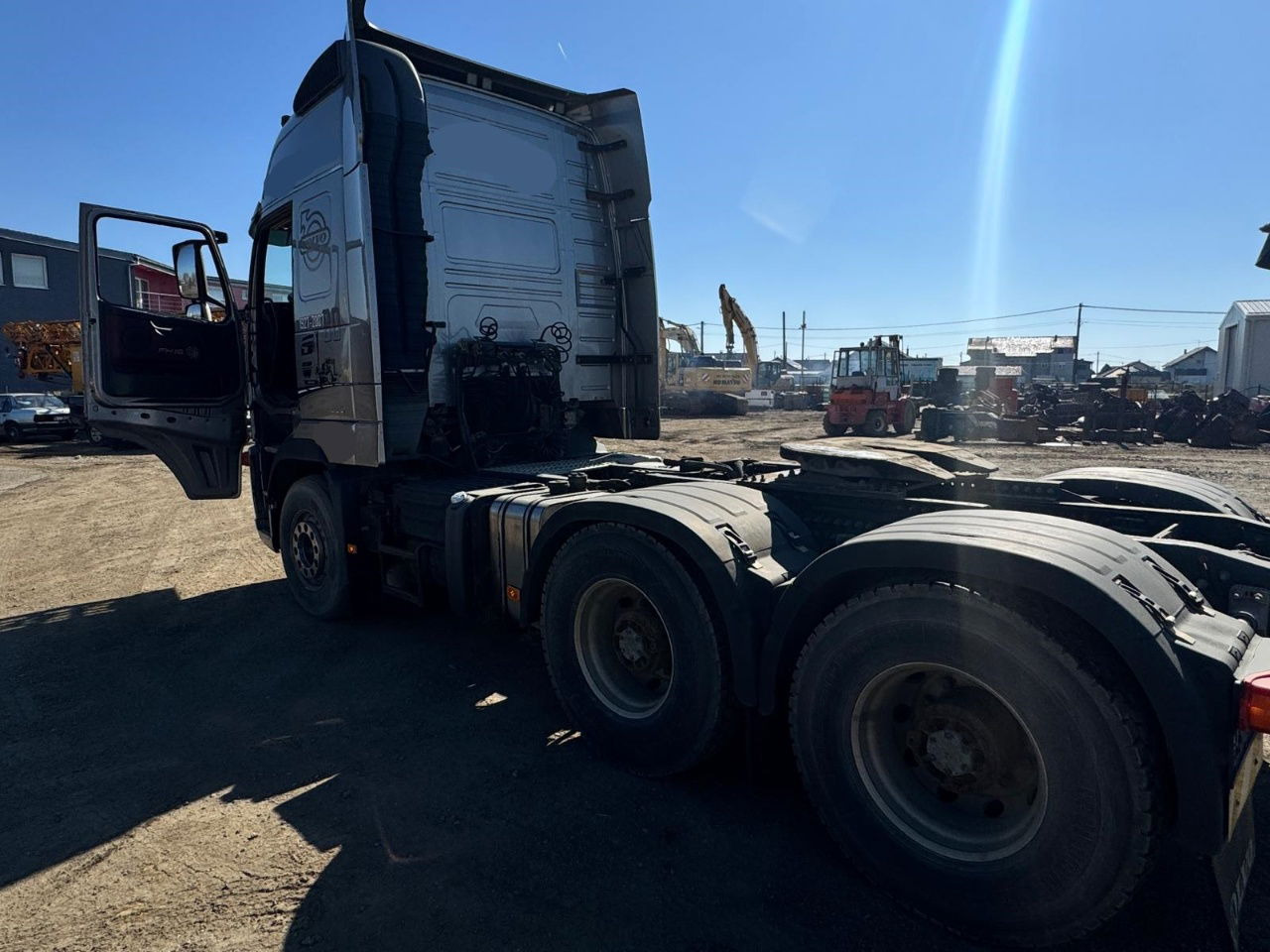 Volvo FH 16 580 6x4 tractor unit - euro 4 - Tracteur routier: photos 5 Volvo FH 16 580 6x4 tractor unit - euro 4 - Tracteur routier: photos 5