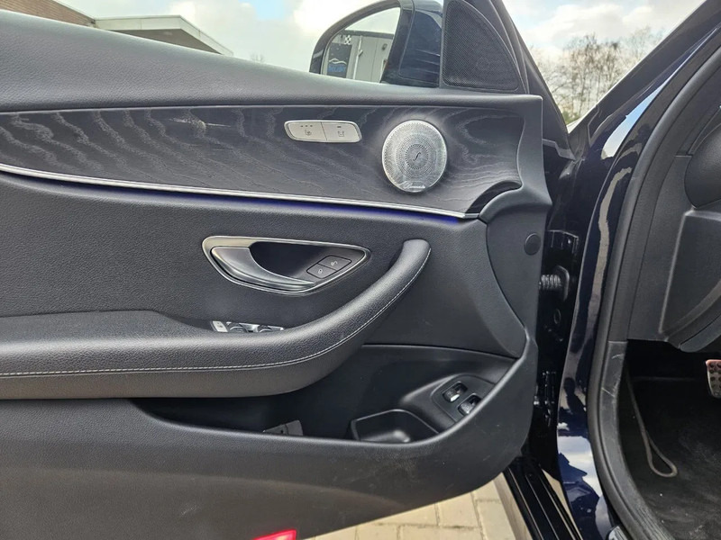 Voiture Mercedes-Benz E-Klasse E-Klasse: photos 12