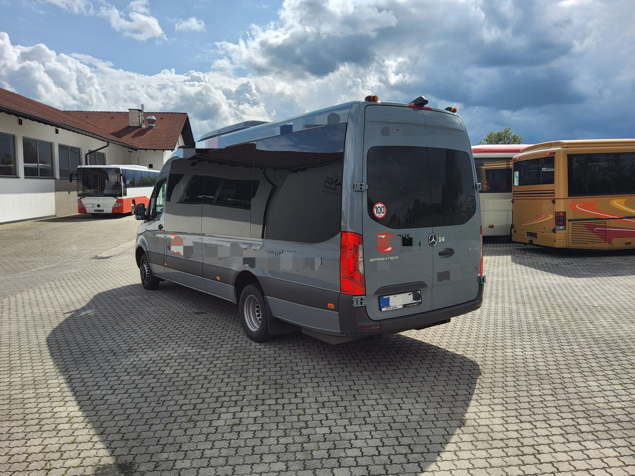 Mercedes Benz 517 cdi BusDesign Comfort 19+1+1 Schlafsitze / USB / Klima / Automatik - Minibus, Transport de personnes: photos 3 Mercedes Benz 517 cdi BusDesign Comfort 19+1+1 Schlafsitze / USB / Klima / Automatik - Minibus, Transport de personnes: photos 3