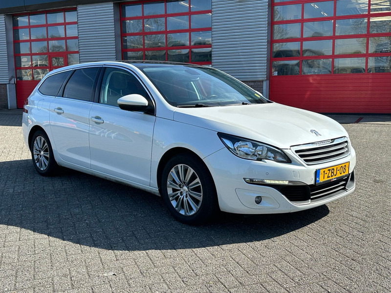 Peugeot 308 - Voiture: photos 1 Peugeot 308 - Voiture: photos 1