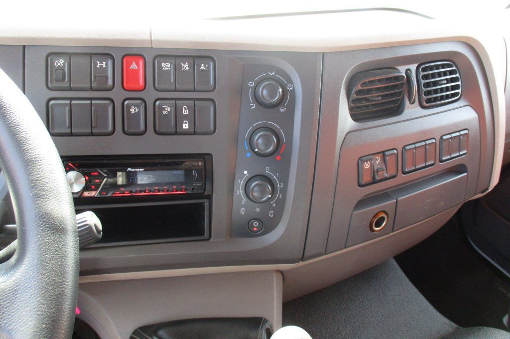 Camion fourgon DAF LF 230: photos 18 Camion fourgon DAF LF 230: photos 18