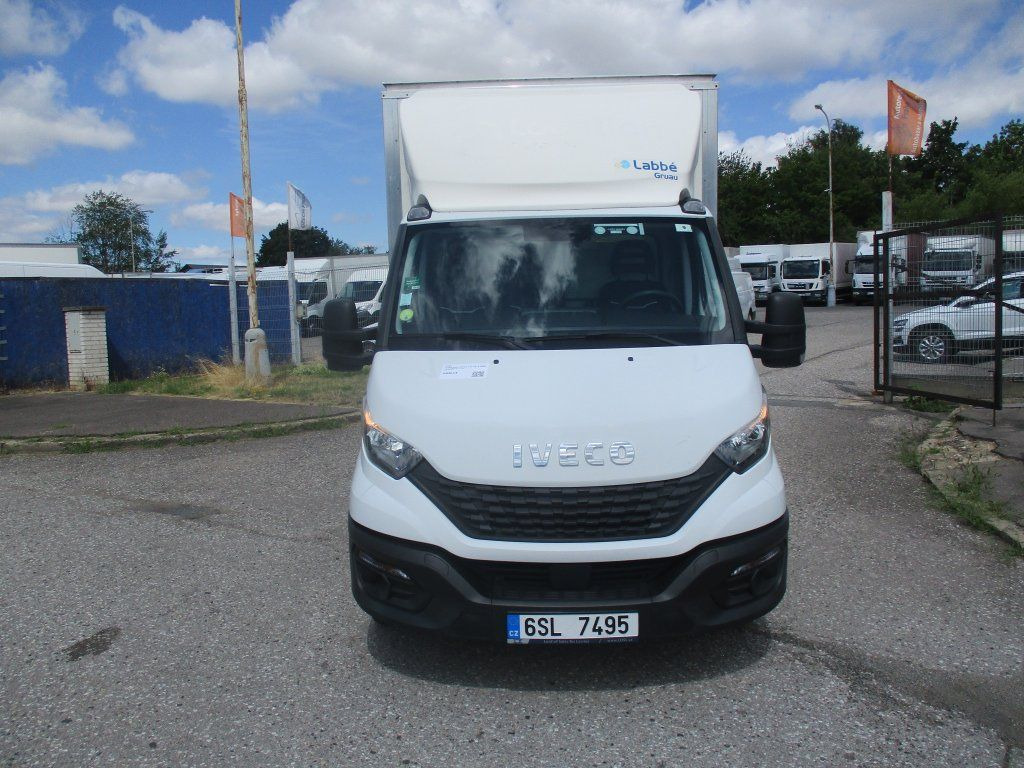 Iveco 35C16 Daily 3,0l - Fourgon grand volume: photos 2 Iveco 35C16 Daily 3,0l - Fourgon grand volume: photos 2