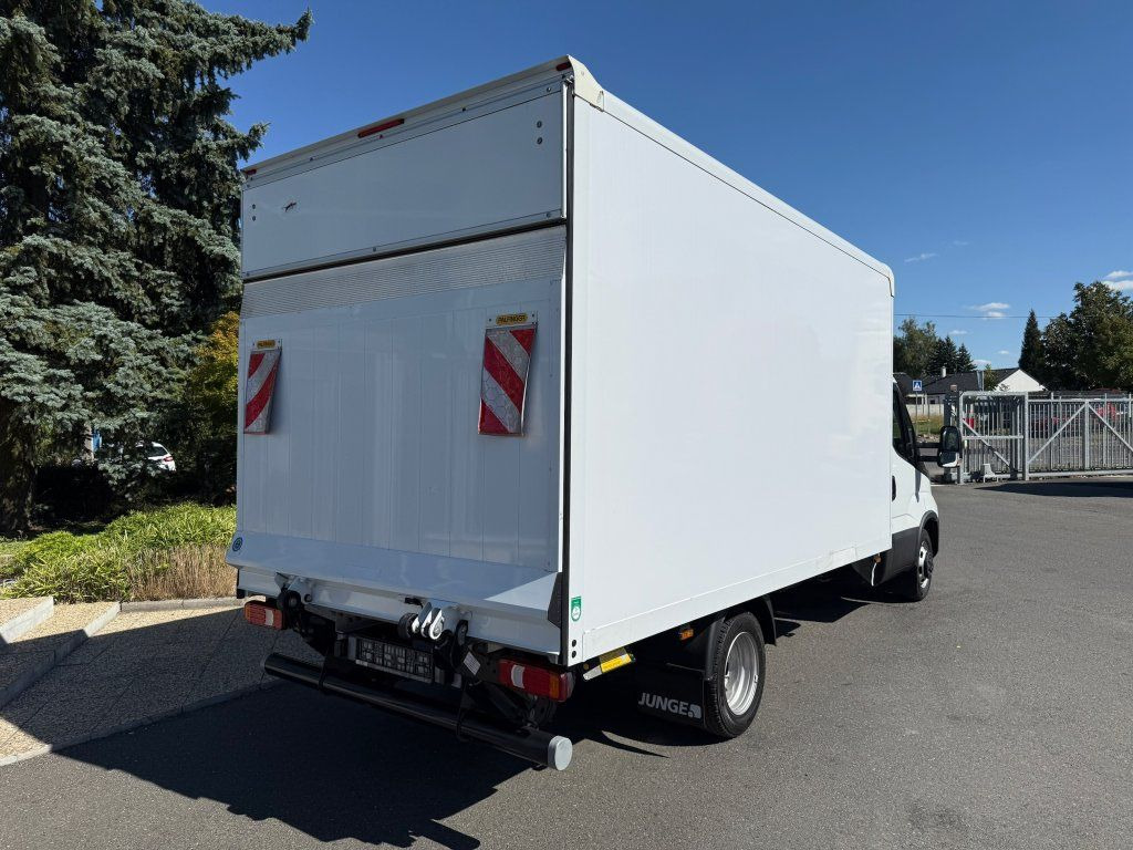 Iveco 35C16 Daily - Fourgon grand volume: photos 4 Iveco 35C16 Daily - Fourgon grand volume: photos 4
