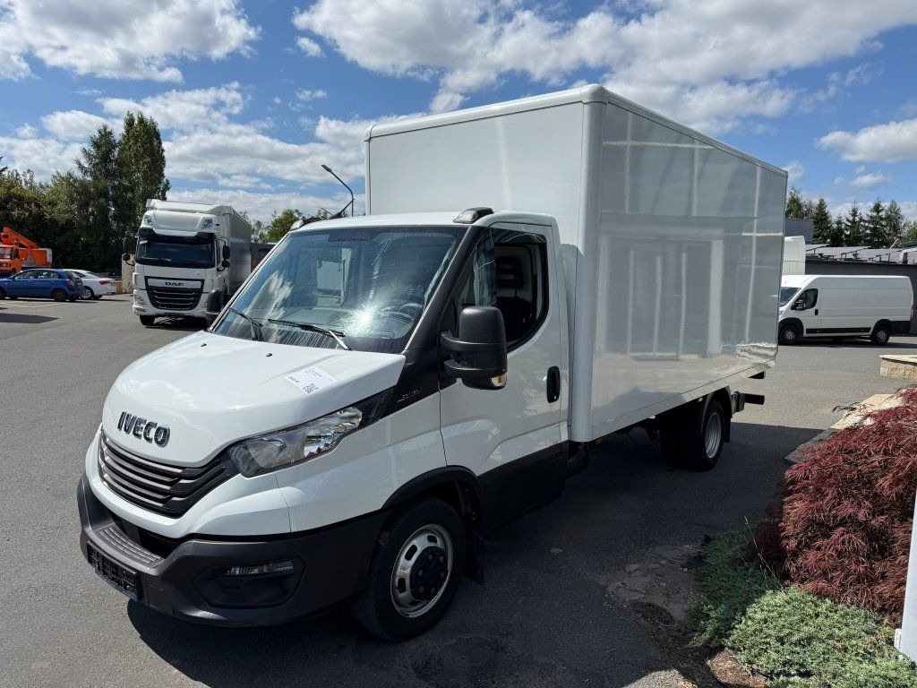 Iveco 35C16 Daily - Fourgon grand volume: photos 5 Iveco 35C16 Daily - Fourgon grand volume: photos 5