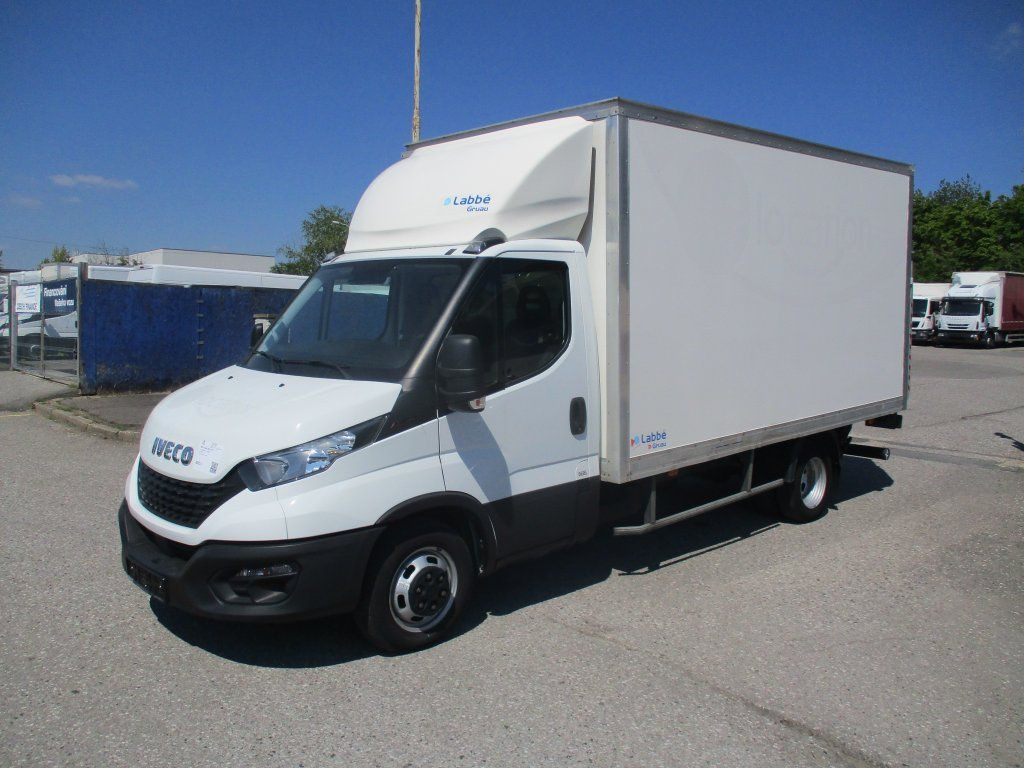 Iveco Daily 35C16 3.0 - Fourgon grand volume: photos 1 Iveco Daily 35C16 3.0 - Fourgon grand volume: photos 1