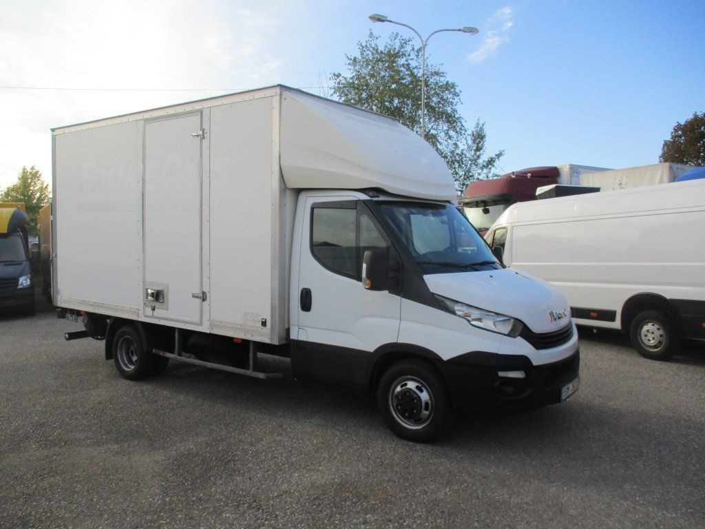 Iveco Daily 35C16 , Höhe 2,3m - Fourgon grand volume: photos 2 Iveco Daily 35C16 , Höhe 2,3m - Fourgon grand volume: photos 2